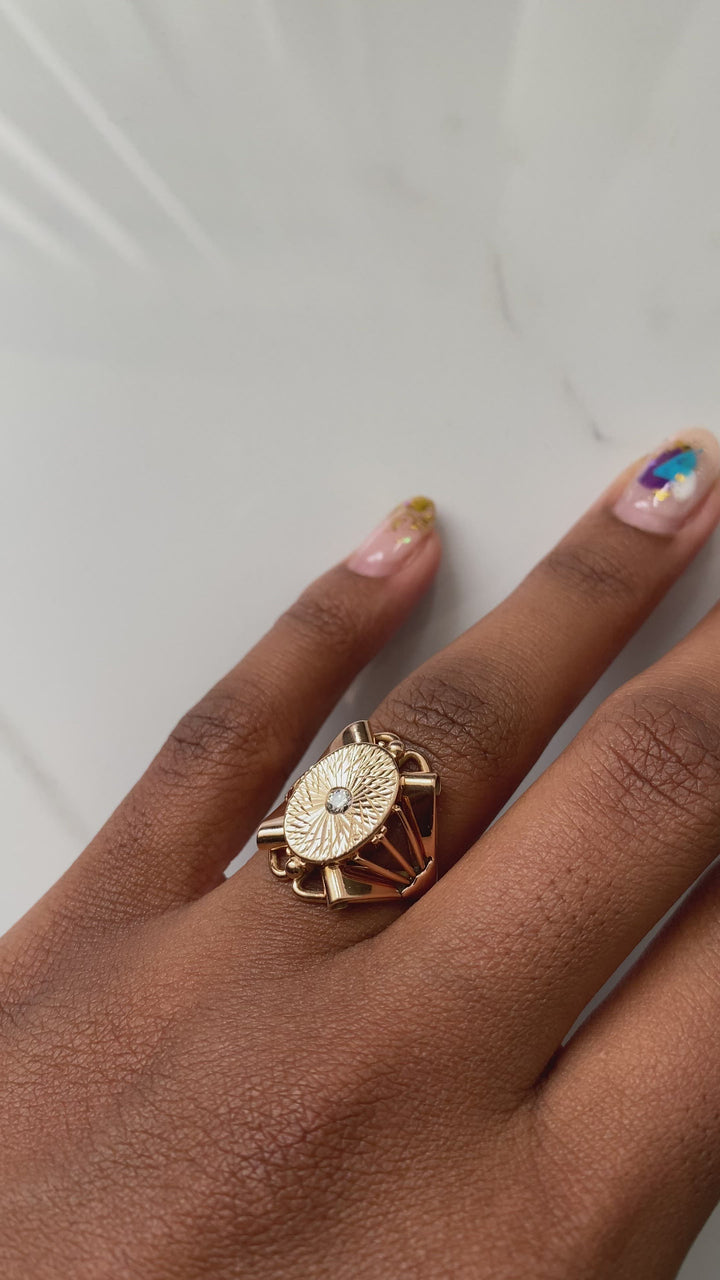 Leona Ring