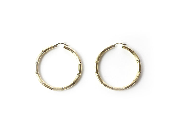 1929galoreow to make jewelry, how to clean jewelry, rings, dainty rings, gold rings, dainty jewelry, minimalist jewelry, gold jewelry, gold jewelry online, jewelry store, necklaces to wear everyday, necklace lengths, 14k gold chain, 14k jewelry, 14k gold, hoop earrings, hoop earrings with charm, earring jewelry, layered necklace, layered jewelry, layered necklace gold, sterling silver, 925 jewelry, vintage jewelry, one of a kind jewelry