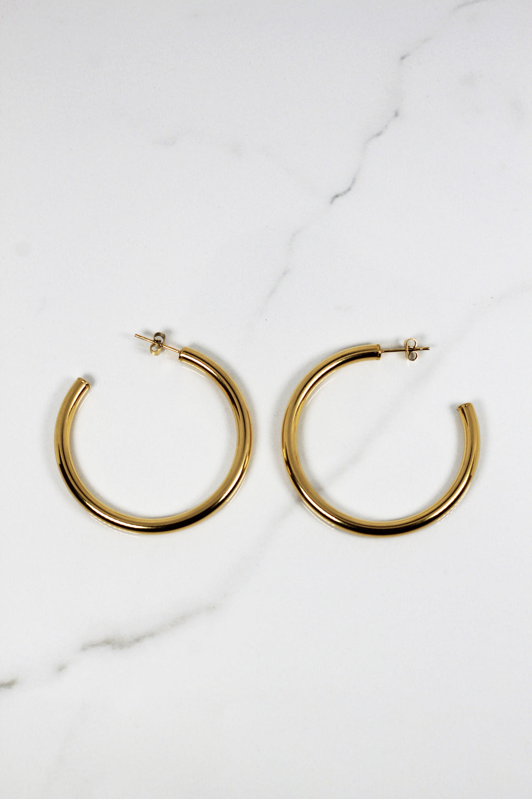 Ailey Hoop Earrings