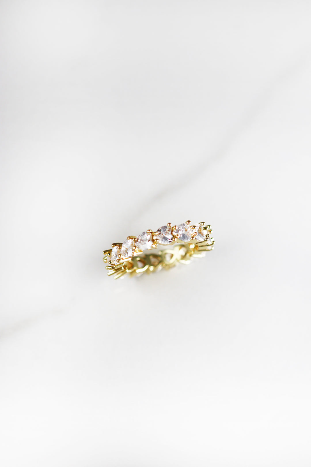 CoCo Ring (Heart Stones)